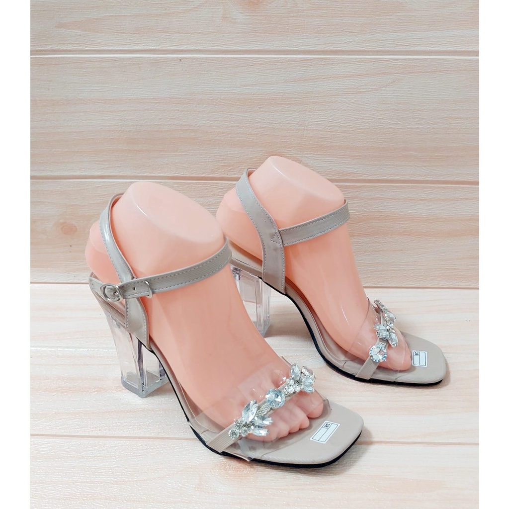 HOT SALE SANDAL PESTA HAK KACA IMPORT TERBARU YD 032