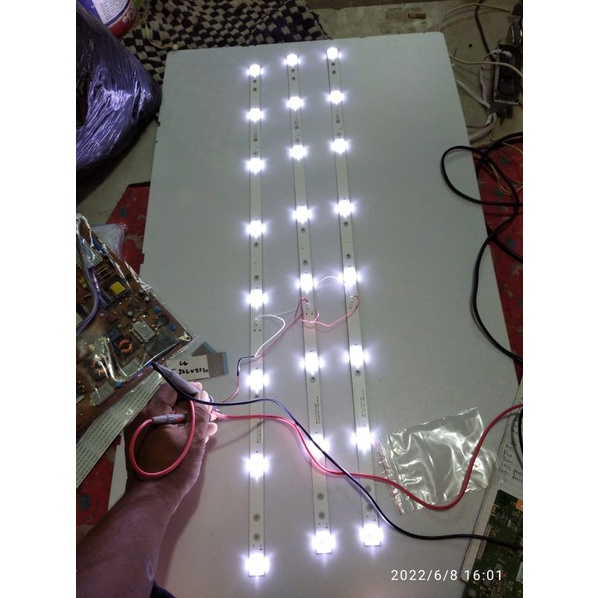 Bl Blacklight Lampu LED TV POLYTRON PLD43B8951 PLD 43B8951 43 B 8951