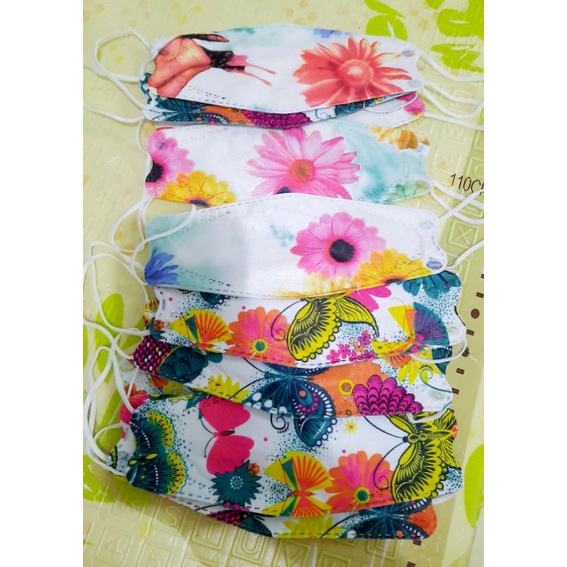 Masker Kf94 Dewasa Careion motif Bunga, 10pcs