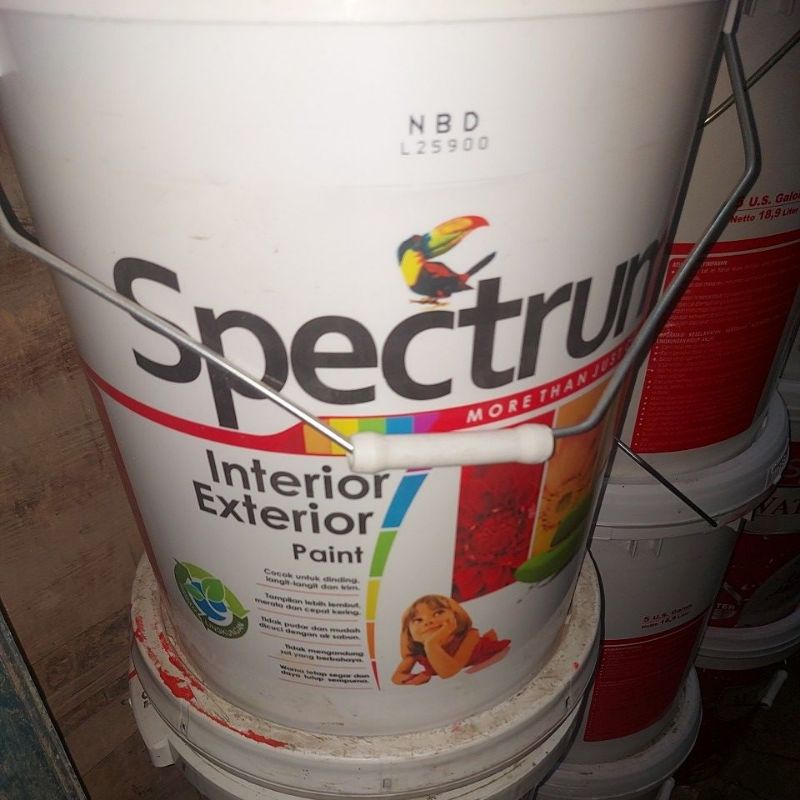 Cat spectrum putih 800w 18,9 liter