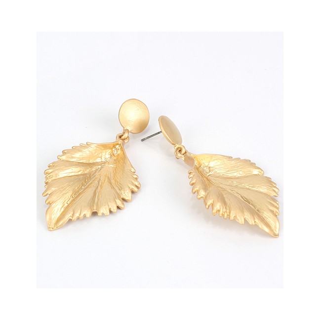 LRC Anting Tusuk Fashion Metal Leaf Earrings F5636X