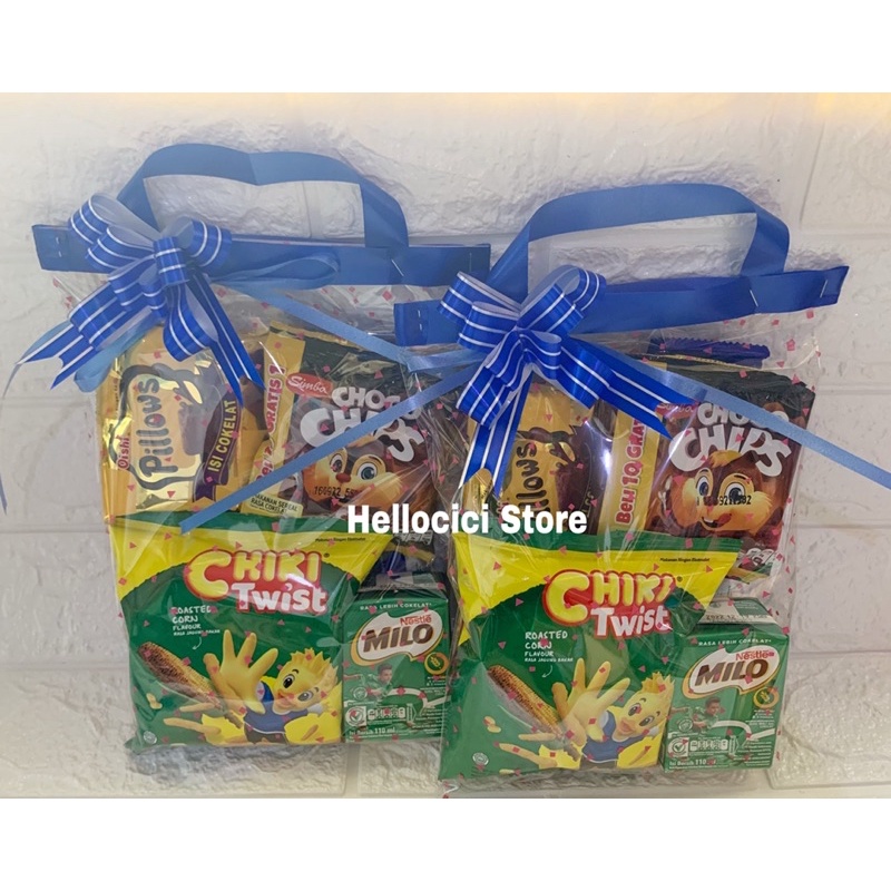 

PARCEL BINGKISAN SNACK MEWAH KEMASAN ULTAH