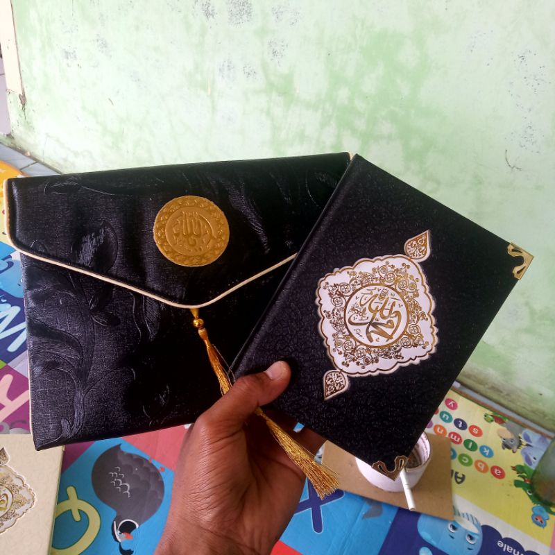 PAKET BUKU YASIN HARDCOVER & DOMPET POUCH