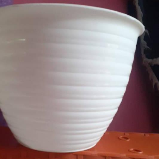 

Produk masih baruPot bunga madu 30 putihKODE(A28B39)
