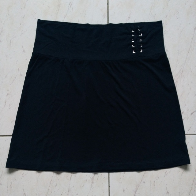 *Preloved Rok/Skirt pendek hitam*jg_skirt