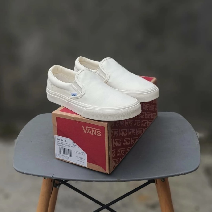 Vans Slip On X Moma Classic Vasily Kandinsky Premium BNIB Pria Wanita