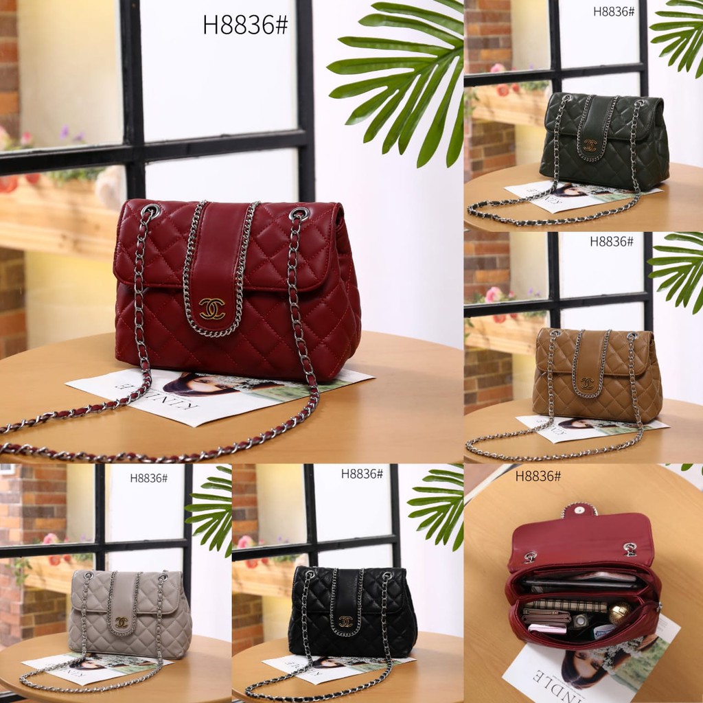 READY TAS WANITA CH Flap Bag with Chain Logo H8836F