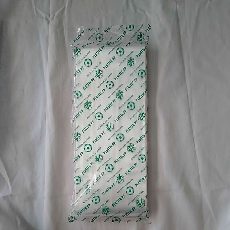 

PLASTIK ROLL UKURAN 11 cm panjang 100 meter