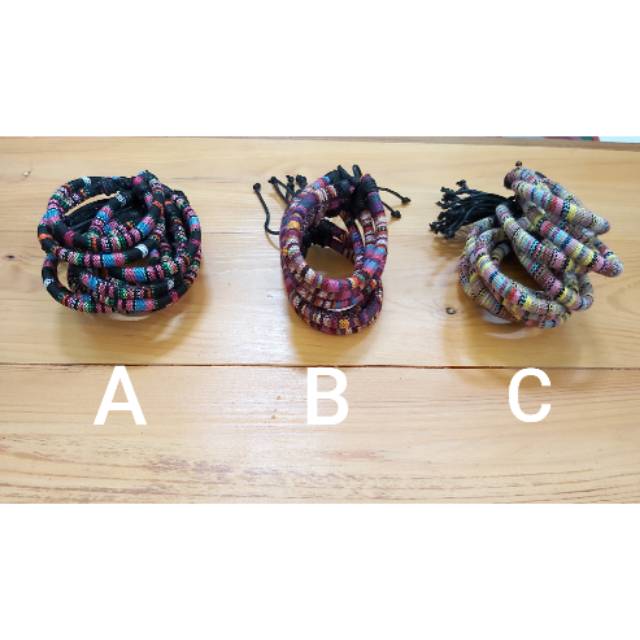 Gelang tenun etnik / gelang tenun / gelang etnik / tenun