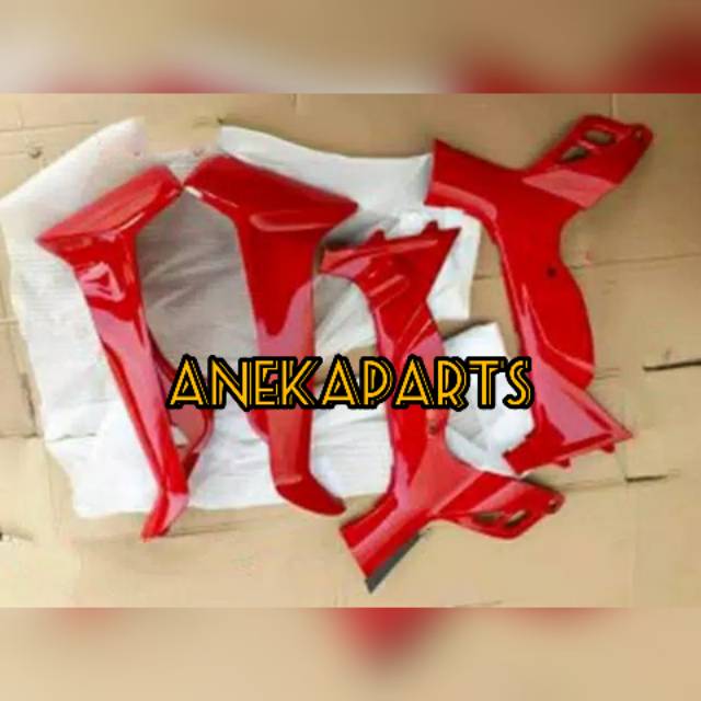 sayap luar dalam vega r lama/old / fiz r merah