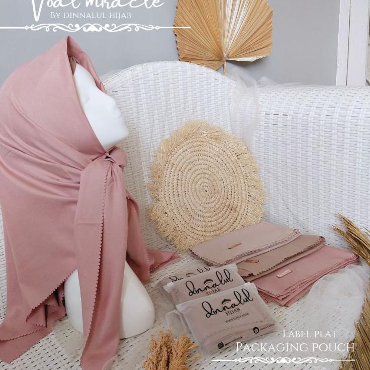MTQ.14My22ᴰ– Segiempat Voal Miracle Lasercut  By Dinnalul HijabPACKING POUCH