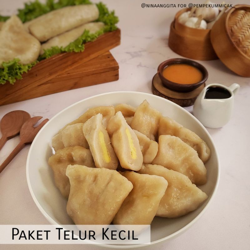 

PAKET TELOR KECIL ISI 12 PEMPEK PALEMBANG IKAN TENGGIRI