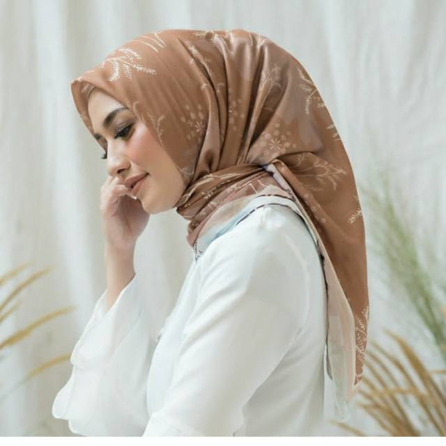 Magala scarf & Yara Scarf by HL