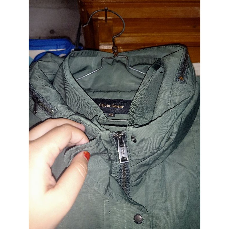 PRELOVED JAKET PARKA ARMY OLIVIA HASSLER WANITA BERHOODIE
