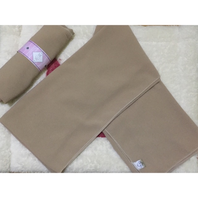 Jilbab pashmina polos cream / jiban pashmina ceruti