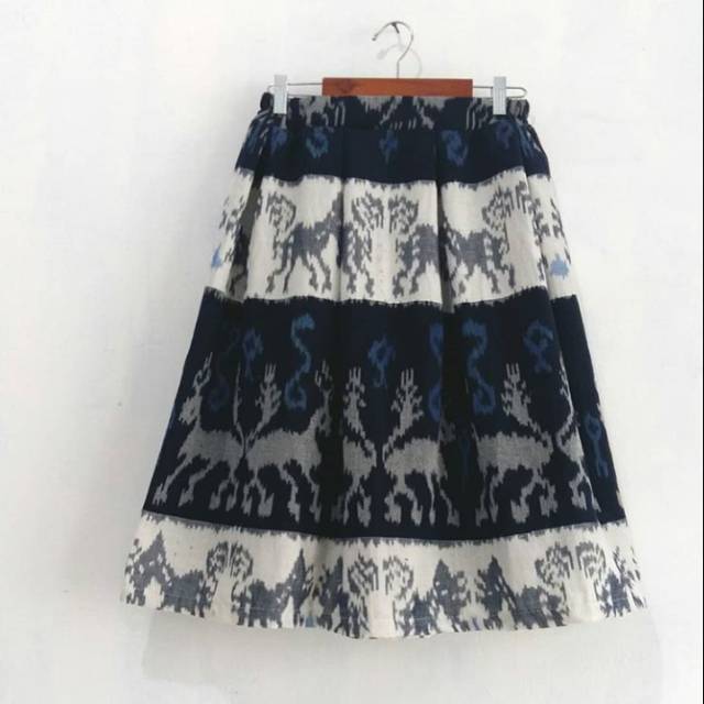 Rok tenun motif sumba original M1