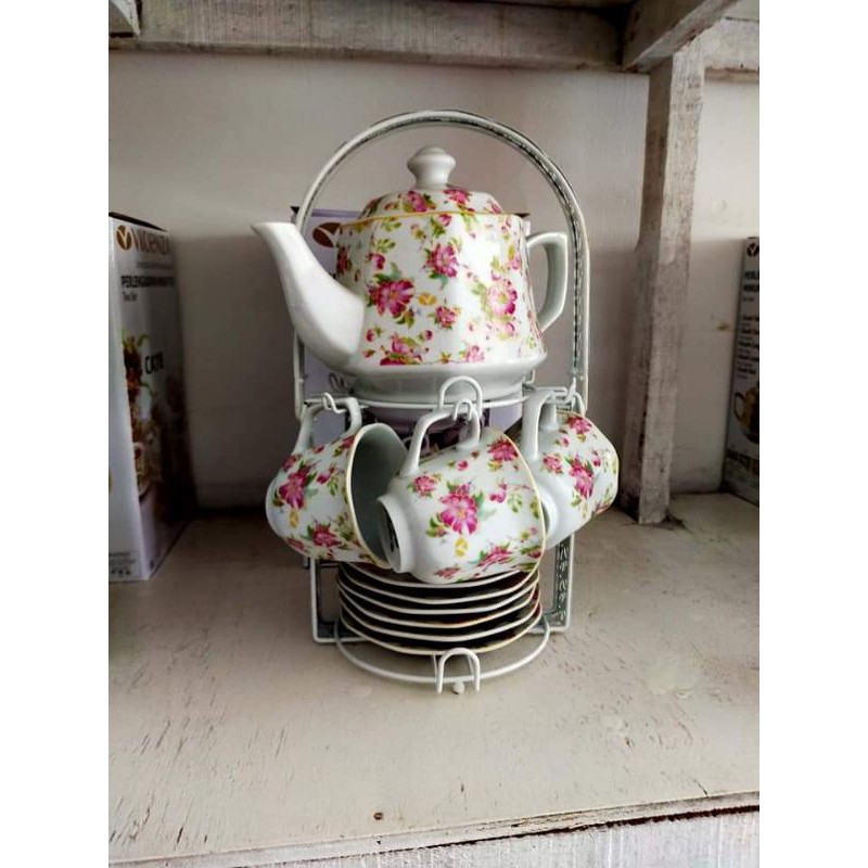 Teaset Vicenza Motif Ayana Lily Melati