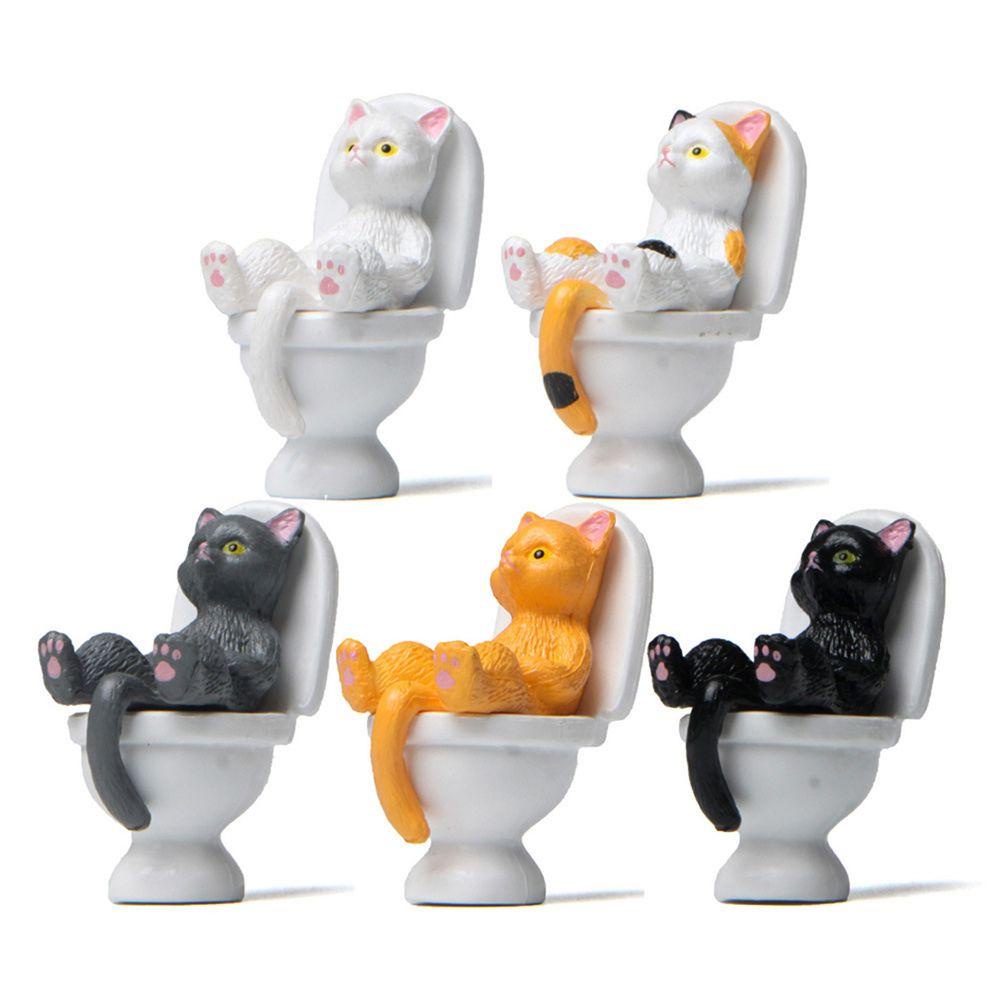 Agustina Ornamen Kucing Model Bonsai Ornamen Desktop Toilet Duduk Miniatur Duduk Di Closestool Toilet Simulasi Kucing Cat Desktop Peri Hiasan Taman Miniatur Kerajinan Tangan