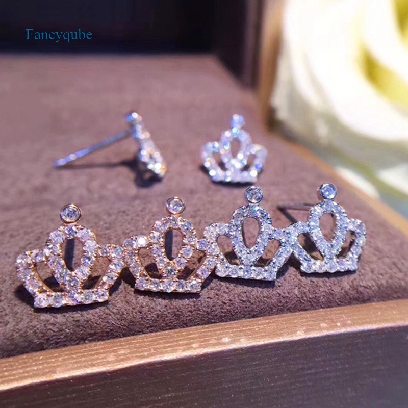 Fancyqube Anting Stud Bentuk Mahkota Warna Putih Untuk Wanita