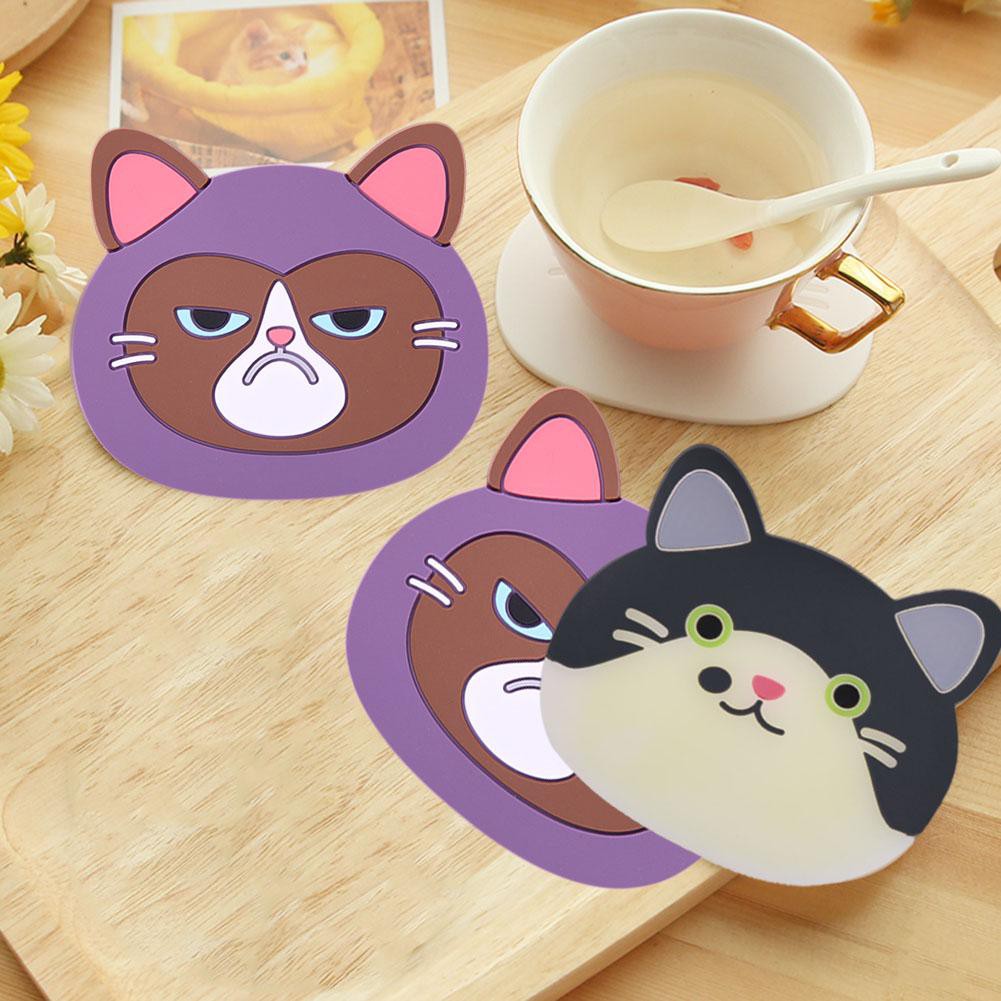 Gambar Makanan Kucing Kartun