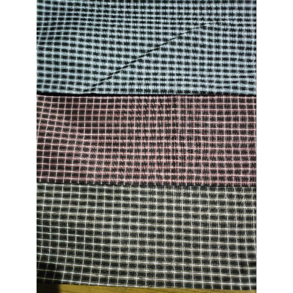 KAIN KATUN MOTIF KOTAK KECIL PREMIUM