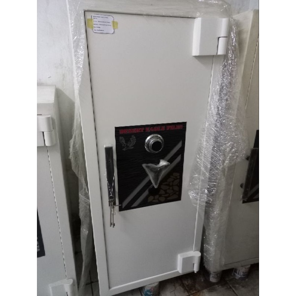 Brankas Desert Eagle Size 3 (New)