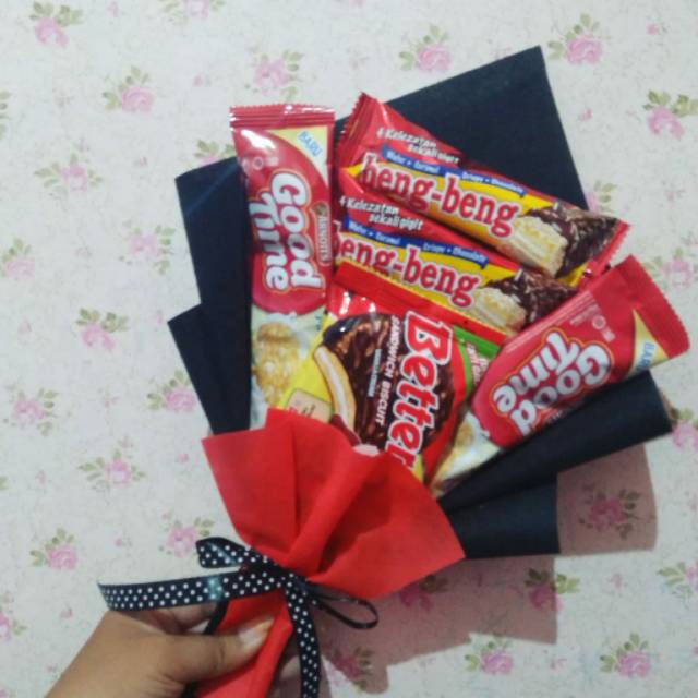 

(Ready) BUCKET SNACK/Bucket makanan/kado wisuda/kado valentine