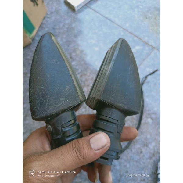lampu sein sen kanan kiri Vixion new