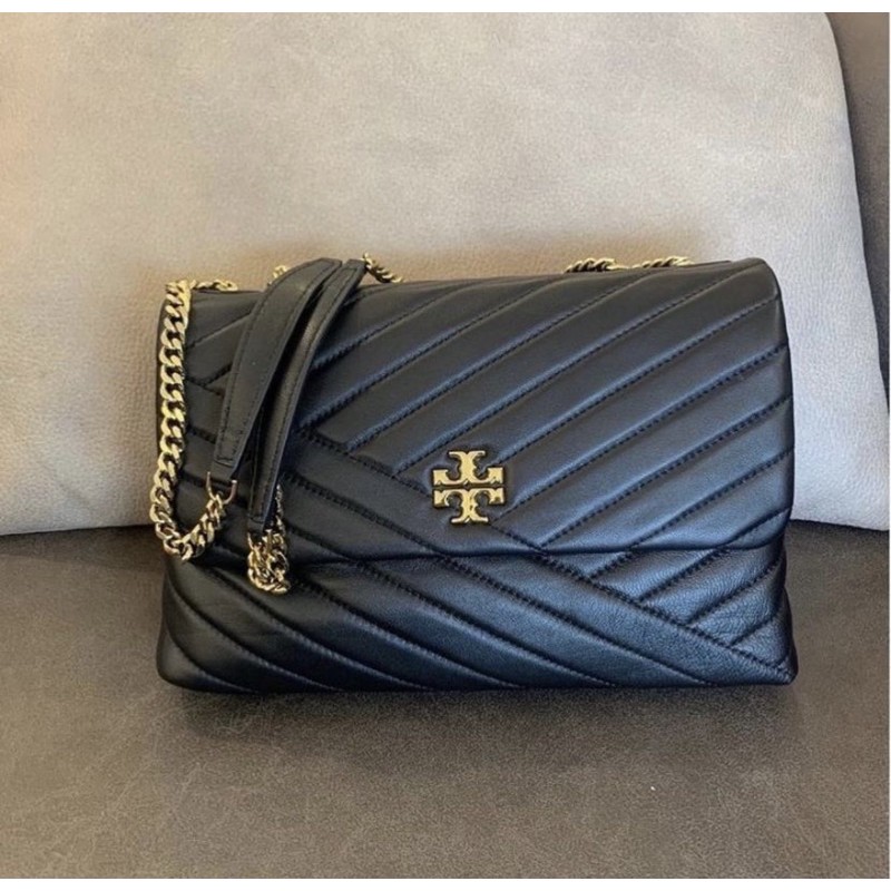 Pelunasan Tory Burch Kira Chevron