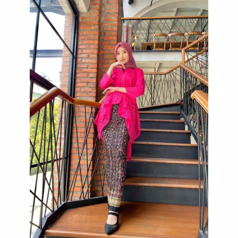 SETELAN KEBAYA BROKAT/KEBAYA ORIGINAL/KEBAYA PESTA/PB