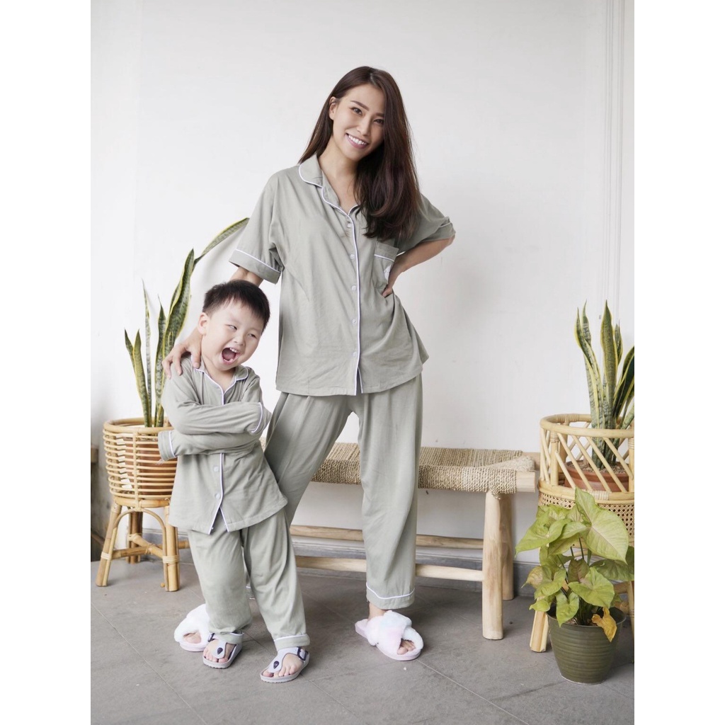 Piyama Kaos Adem Kembaran Mom and Kids Baju Tidur Piyama Couple Ibu Anak Moly Set Motif Bichon Ladie