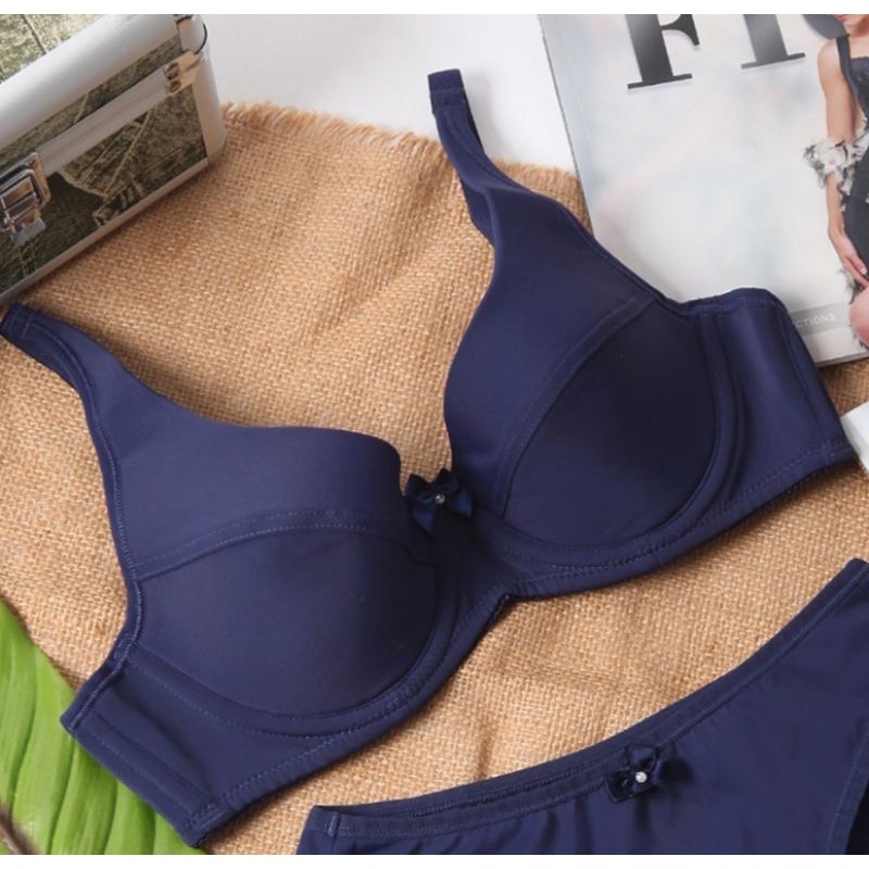 FIORI Bra ESIMA NAVY  | Bra Kawat Tanpa Busa Kait 2
