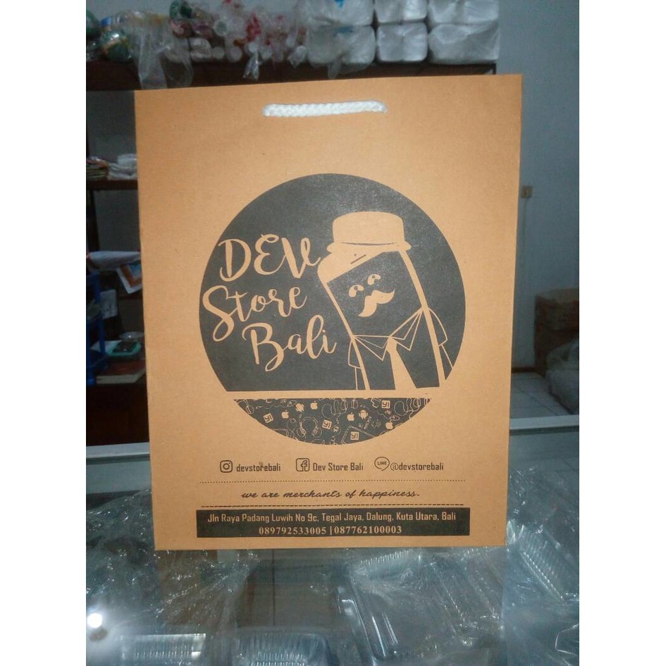

tas kertas peperbag souvenir Sablon paper bag murah meriah