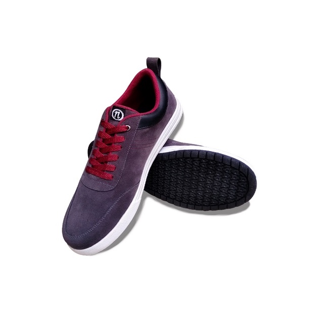 Sepatu sneakers cowok laki laki keren original 100% grey model trendy 2022
