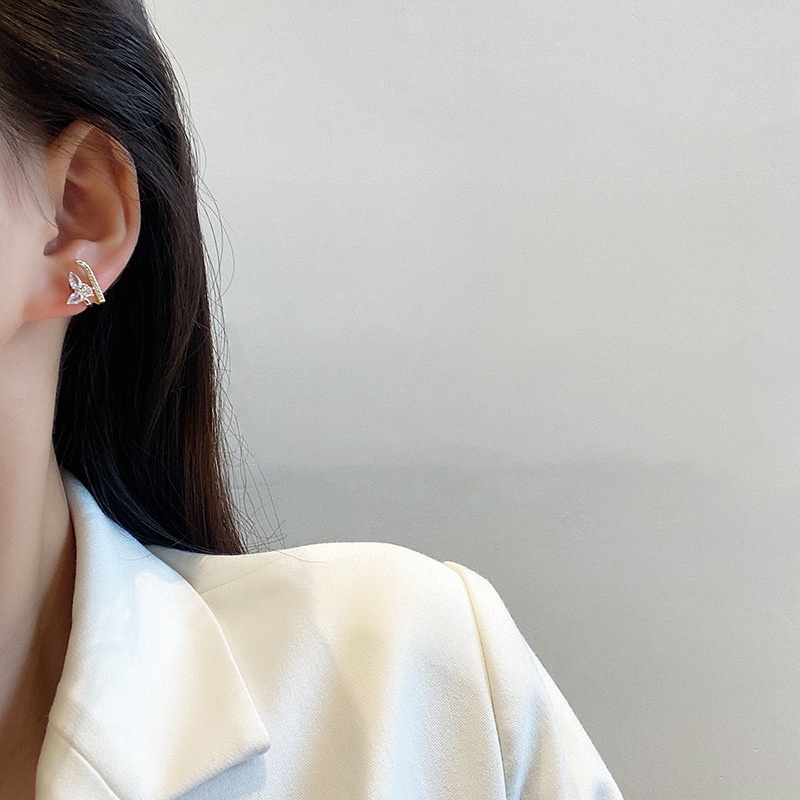 Anting Stud Desain Bunga Bahan S925 silver needle Aksen Zirkon