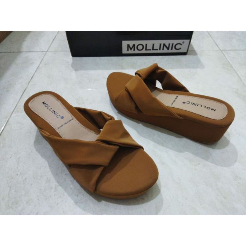 Sandal Wedges Wanita Mollinic