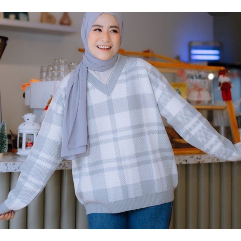 sweater rajut Kinan motif Tartan 7 gauge