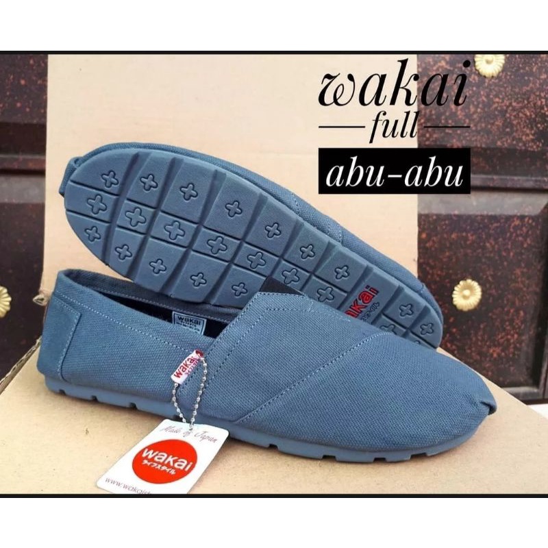 Termurah Slip-on Wk pria dan wanita full abu Termurah