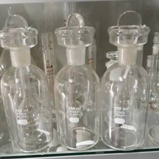 Jual Botol Winkler 300ml - BOD Bottle winkler 300ml PYREX | Shopee ...