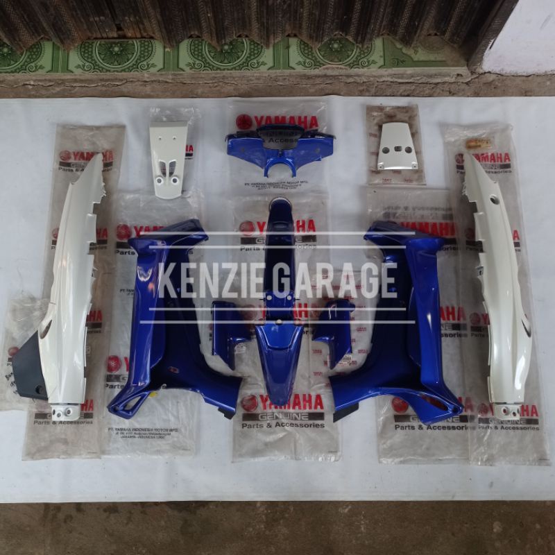 Cover Body Full Set Fullset F1ZR FIZR Biru Putih 2003 2004 Original YGP