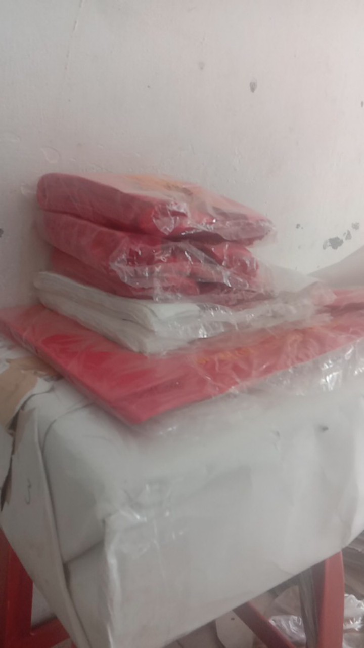 Tissue Tisu Livi Evo Premium Sensation Cocktail Napkin 100s