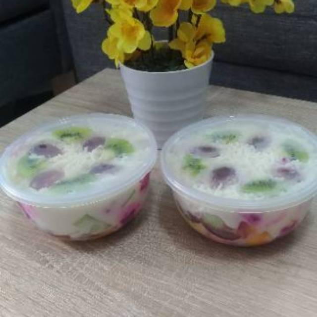 

Salad Buah Endolita keju berlimpah