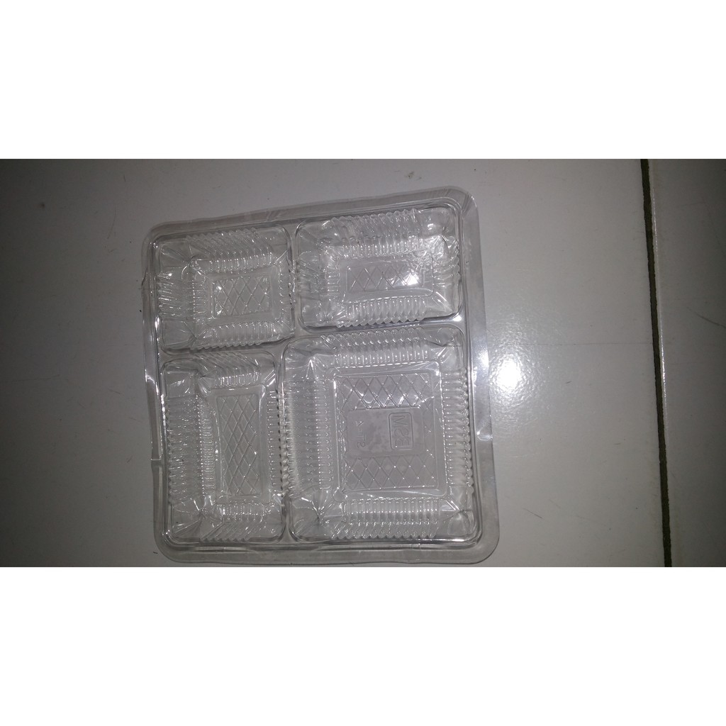 Mika Sekat Box Nasi ukuran 18x18