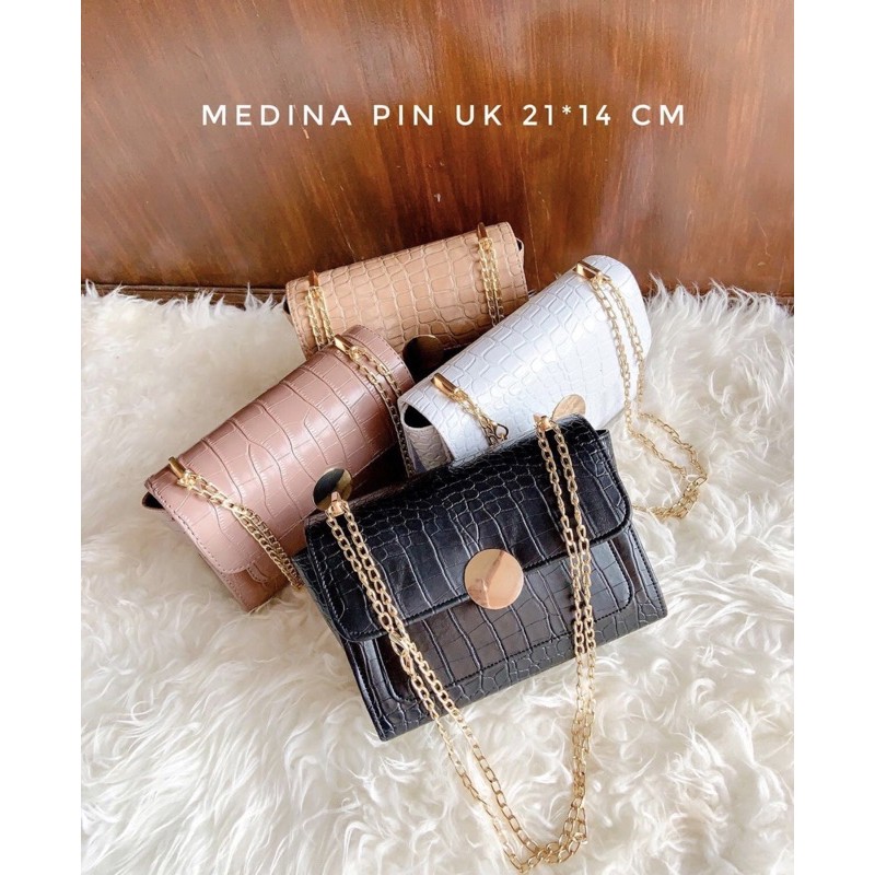 MEDINA PIN BAG
