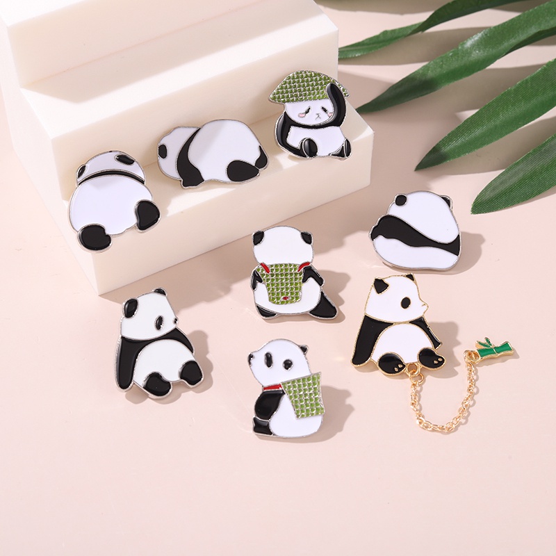 Pin Bros Lencana Enamel Bentuk Kartun Hewan Panda Untuk Hadiah Teman