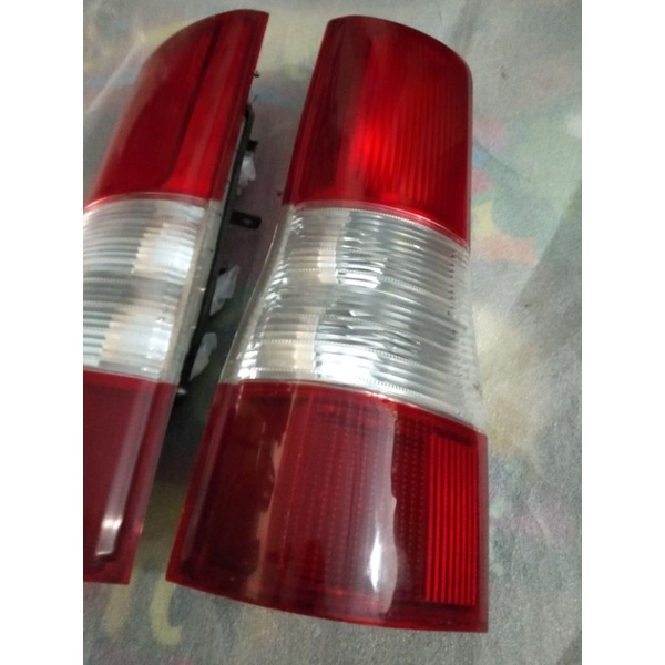 STOPLAMP LAMPU BELAKANG DAIHATSU GRANMAX BEKAS ORIGINAL