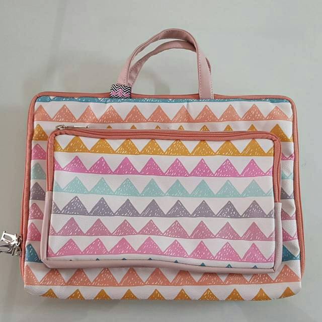 

SCD 14" J4 segitiga pastel