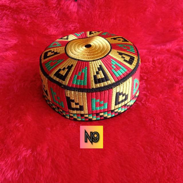 kopiah meukeutop peci Bugis Aceh