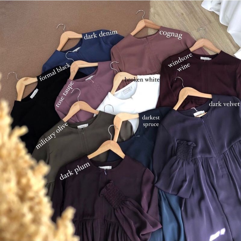 Amara Silk by Auroraclo Formal black size S