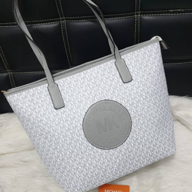Mk jetset signature tote bag / mk tote bag import / tas kuliah / tas kantor